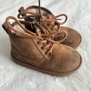 UGG Toddler Neumel Boots Size 10C
